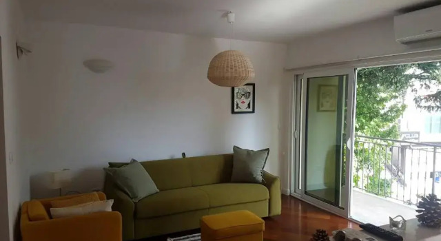 Bright Central Apartman, Забронировать Апартаменты/квартира Тиват Округ Тиват, рядом с Пляж Вайкики