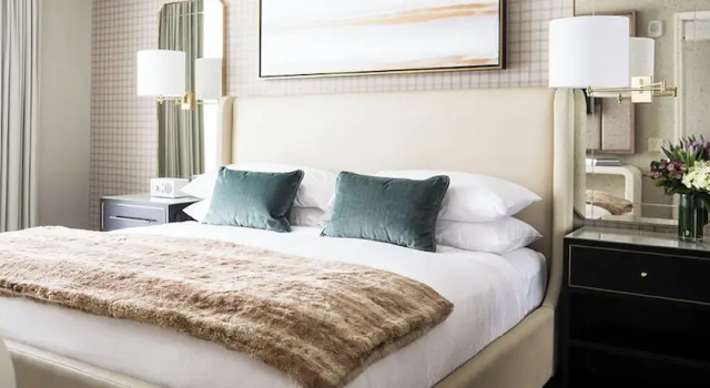 Полулюкс Delamar West Hartford