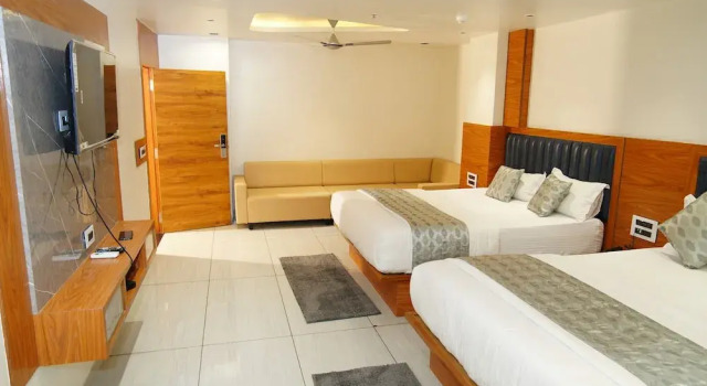 Номер Standard Hotel Bhagyalaxmi Luxury Inn