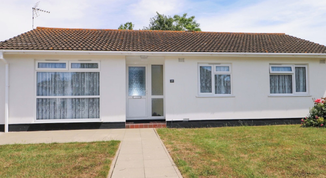 Dymchurch Bungalow, Đặt Khách sạn Burmarsh Kent