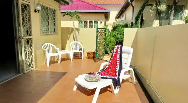 Вилла Superior BUTTERFLY GARDEN BOUTIQUE RESIDENCE by Luxury View EX LG Apts and Villas, A Lifestyle Destination 1 to 3 bedroom units 110 to 190 sqmtr, 2 FULL Bathrooms, Rain shower, Complete kitchen, FREE Fast Fiber WIFI, 55" SMART TVs, 24-7 Staff, SPA BATH, FREE BBQ