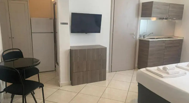 Tuanis, Buchen Sie Hotel Vomero Neapel