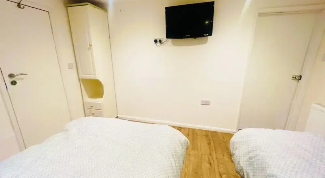 White House Lodge B&B, Забронировать Отель «постель и завтрак» Отели Англии 3 звезды, 3*