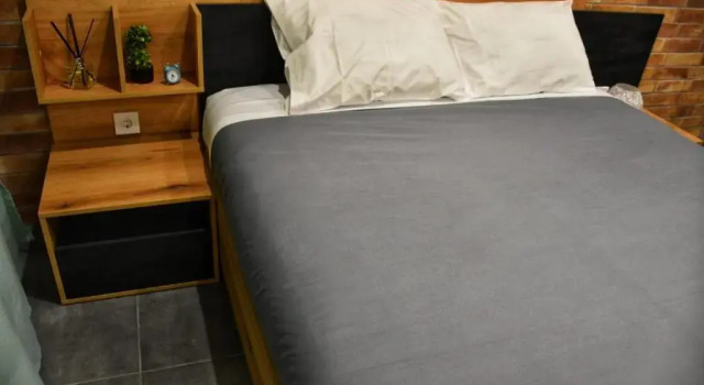 Alexander apartment serres