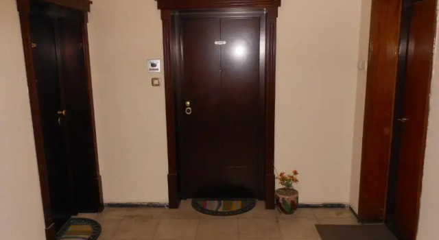 Студия London Apartment