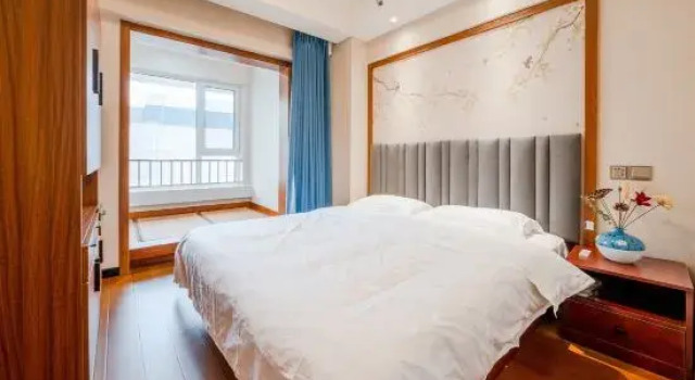 Люкс Qingcheng Serviced Apartment (Development Zone Shibeiwan Dream Water Park)