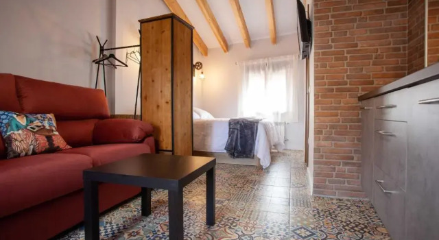 APARTAMENTOS LA VIEJA IMPRENTA, Забронировать Апартаменты/квартира Сигуэнса 