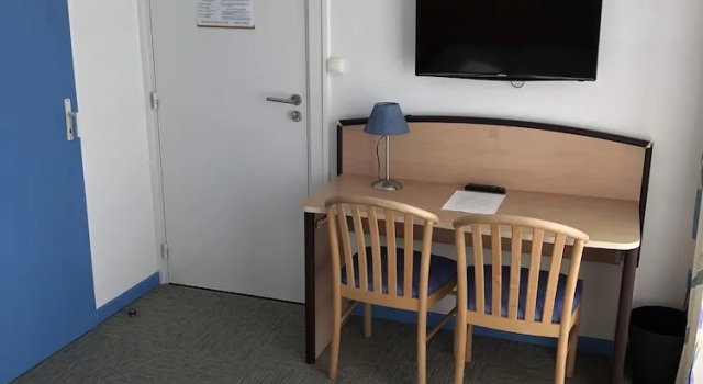 Двухместный номер Standard с балконом Hotel le France, Redon