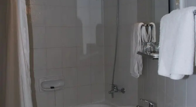 Двухместный номер Standard c 1 комнатой с балконом и с частичным видом на море The Caravel Hotel