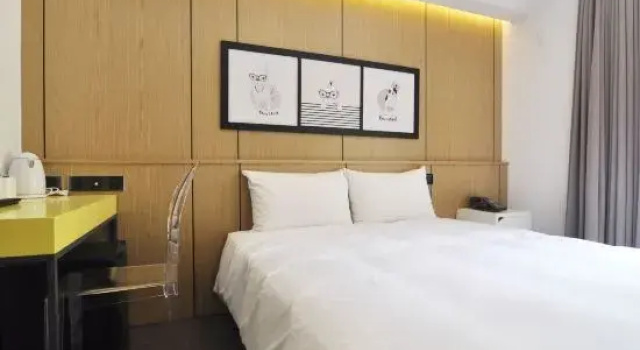 Standardowy pokój i balkonem Feng Jia 25 Hotel