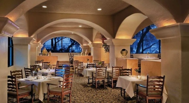 Scottsdale Cottonwoods Resort & Suites
