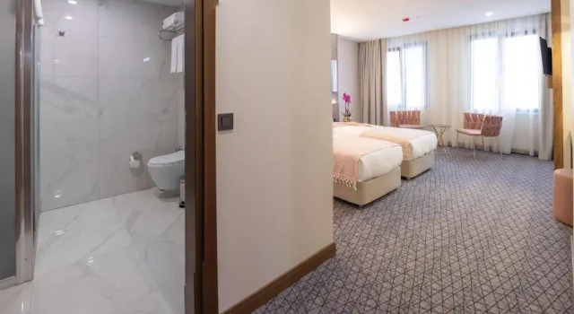 Двухместный номер Standard с балконом Graziella Gold Hotel