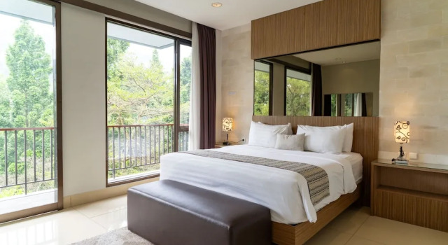 Villa Executive Tulip Villa 5 bedroom with a private pool