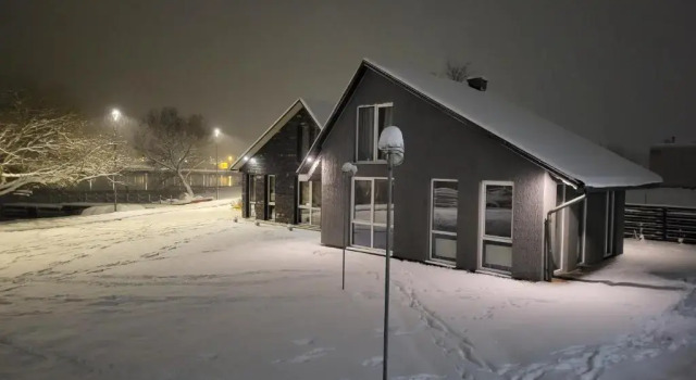 Коттедж с 2 комнатами Add Story Guest House