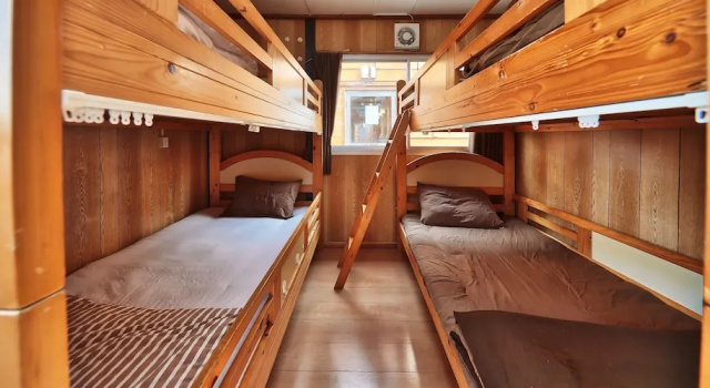 Четырёхместный семейный номер Standard с 3 комнатами Hotel Hamby Resort