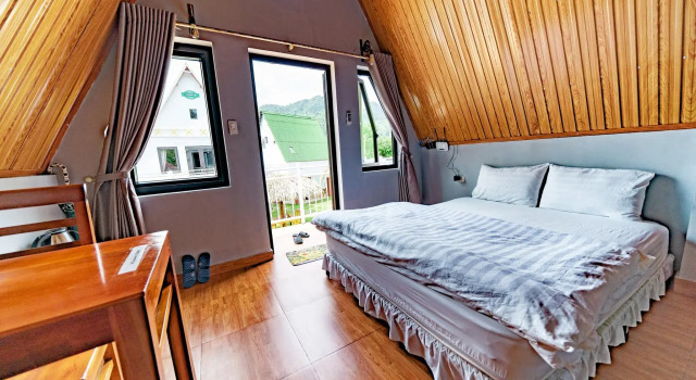 Номер Standard с видом на реку Carambola Bungalow