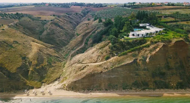 Бунгало Deluxe Angelbay Bungalows