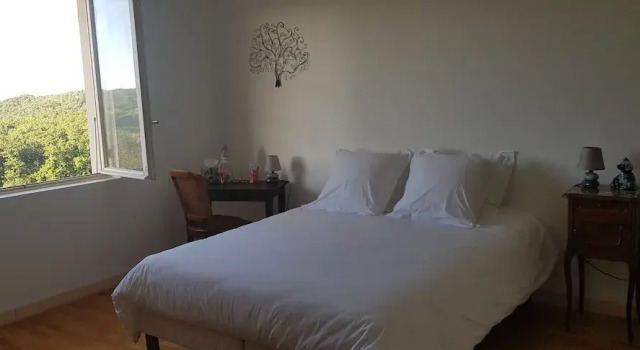 Aux Terrasses de Kaya, Buchen Sie Hotel Saint-Geniès-Bellevue 