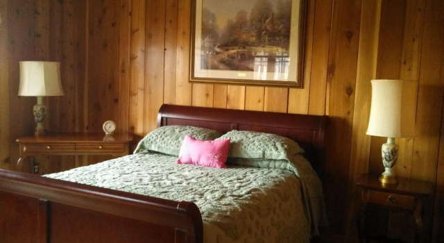 Innisfaire, Varaa Bed and Breakfast Leelanau Peninsula Wineries Michigan