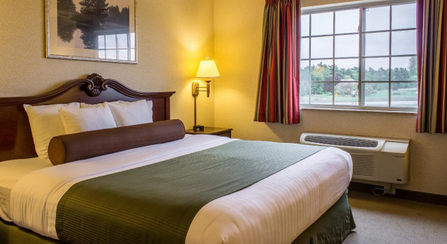 Двухместный номер Standard Boarders Inn & Suites by Cobblestone Hotels - Shawano