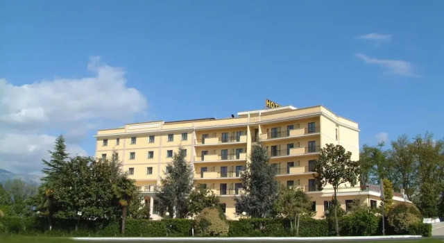 Hotel Ristorante Al Boschetto, Varaa Hotelli Cassino Ciociaria