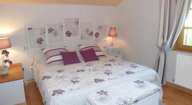 Domaine des Charmilles, Rezerwuj Hotel Mantenay-Montlin Ain