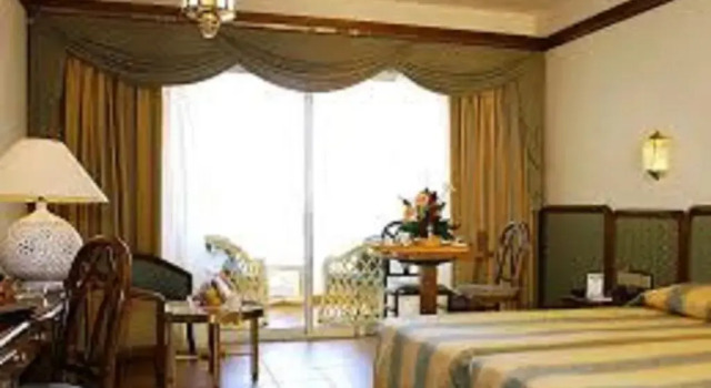 Coral Bay Prestige Apartment