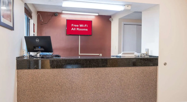 Red Roof Inn Mobile - Midtown, Rezerwuj Hotel Mobile Alabama