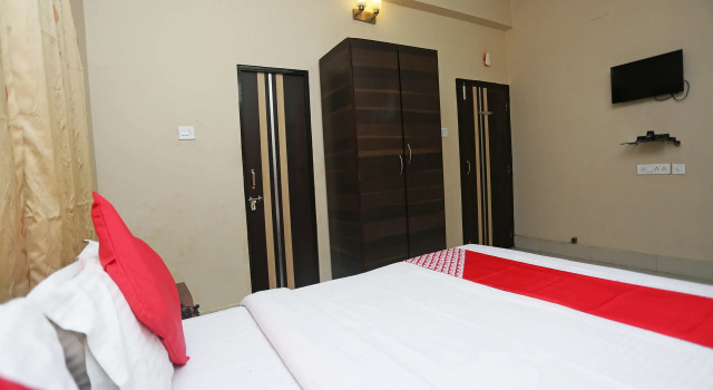 OYO 23623 Aakash Bika Guest House