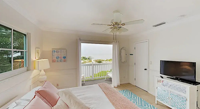 New Listing! Estero Island Beachfront W/ Pool 5 Bedroom Home, Забронировать Дом для отпуска Виллы Истеро, Вилла