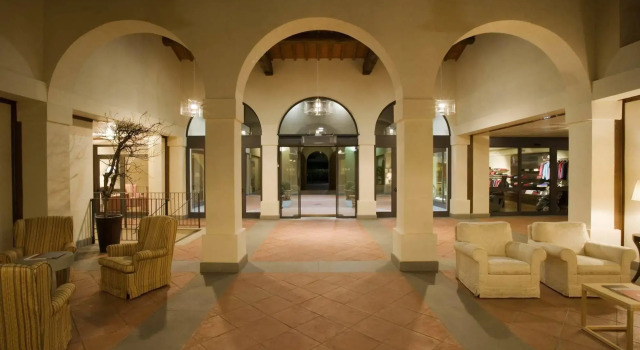 UNAHOTELS Poggio dei Medici Toscana, Buchen Sie Hotel Scarperia Mugello