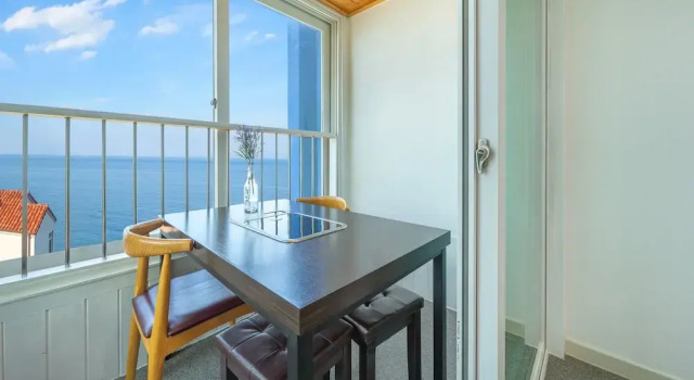 Номер Standard c 1 комнатой с балконом Samcheok Padosori Pension
