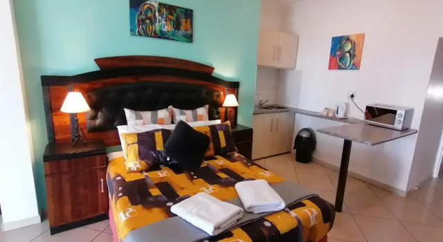 Palm View Guest House (Adults Only), Boek Pension Hotels in Gauteng met parkeren, Parkeren