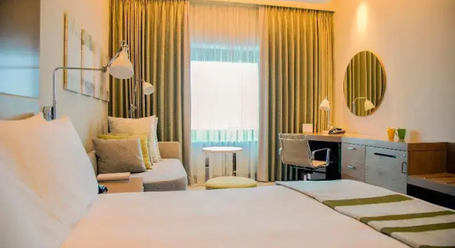 Номер Standard Отель Holiday Inn & Suites - Dubai Festival City by IHG