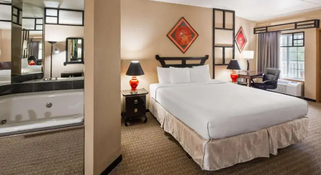 Двухместный номер Deluxe с балконом Best Western Galena Inn & Suites