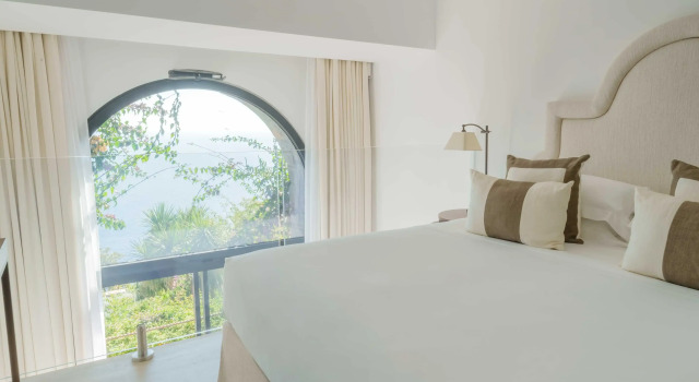Полулюкс Furore Grand Hotel