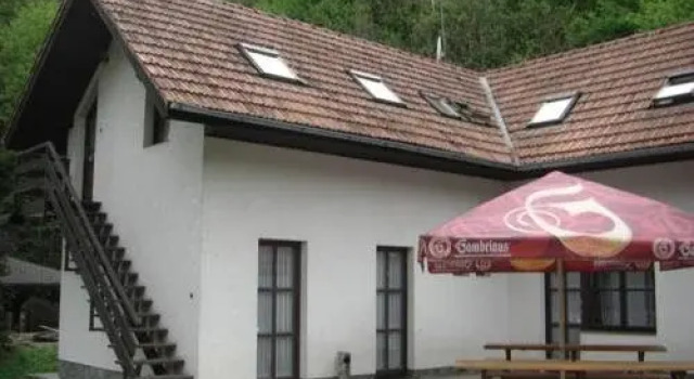 Penzion U kamenného kola, Prenota Hotel Hotel a Moravia meridionale con parcheggio, Parcheggio