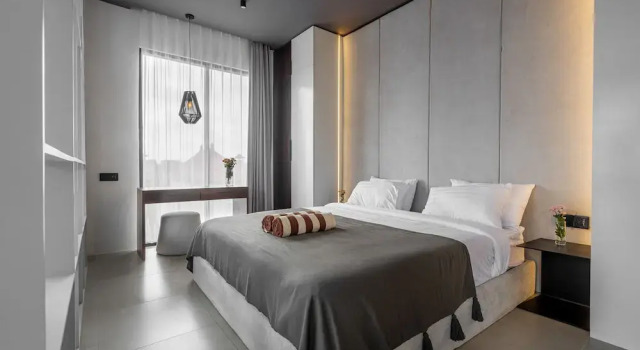 Студия с балконом и с видом на бассейн Sebelas Apartments by EVDEkimi - The Residence with Authentic Cafe in Ubud Center