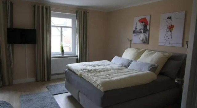 Ferienwohnung 2.OG.Links, Prenota Appartamento Gernrode 