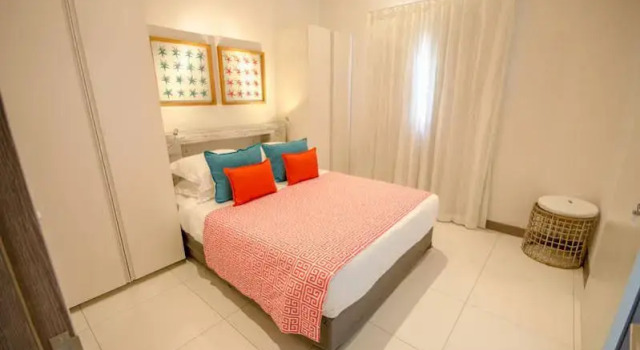 L'Escale Beachfront Luxury Suite By Dream Escapes