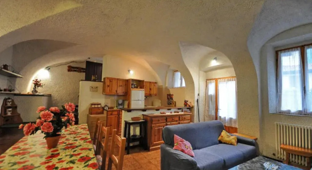 Casa Anna, Забронировать Отель Пьеве-ди-Ледро Valle di Ledro, рядом с Озеро Лаго-ди-Ледро