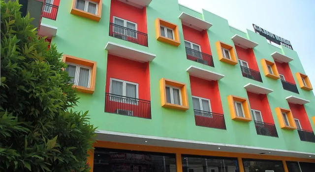 OYO 920 Gajah Mada Hotel, Prenota Hotel Hotel a Sulawesi con parcheggio, Parcheggio