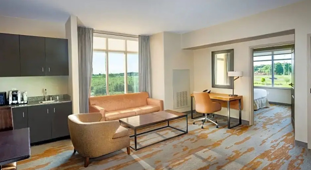 Двухместный люкс c 1 комнатой Holiday Inn San Antonio Northwest- SeaWorld Area by IHG