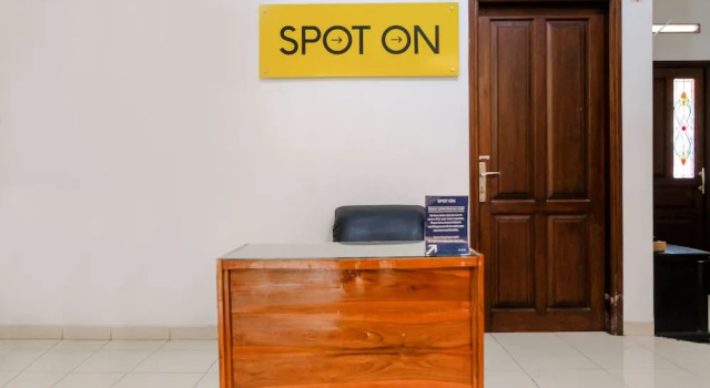 SPOT ON 2749 Tiga Sinar Residence