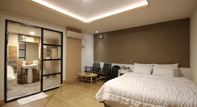 A+ Motel, Забронировать Мотель Мотели Пусана, рядом с Место казни католических мучеников в деревне Чандэголь в районе Суёнгу, Мотель