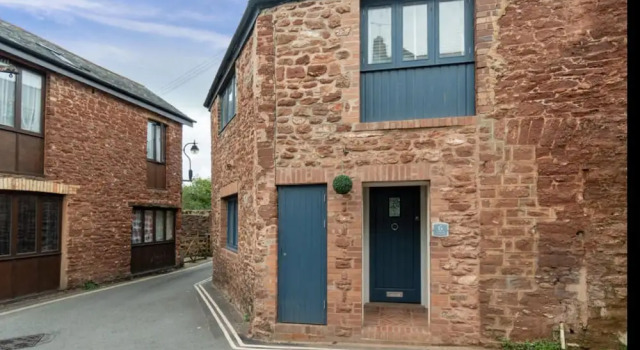 Seaside Cottage Escape in Paignton - Sleeps 4, Varaa Lomakoti Mökit kohteessa Merseyside, Mökki