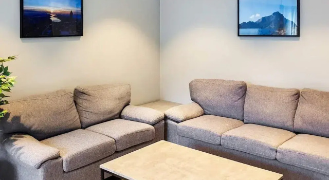 6 Person Holiday Home in Svelgen-by Traum, Забронировать Апартаменты/квартира Отели Свелген с парковкой, Парковка
