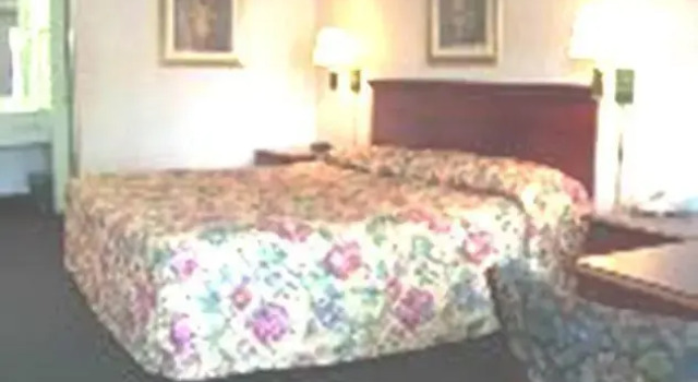 Номер Standard Americas Best Inn & Suites - Decatur