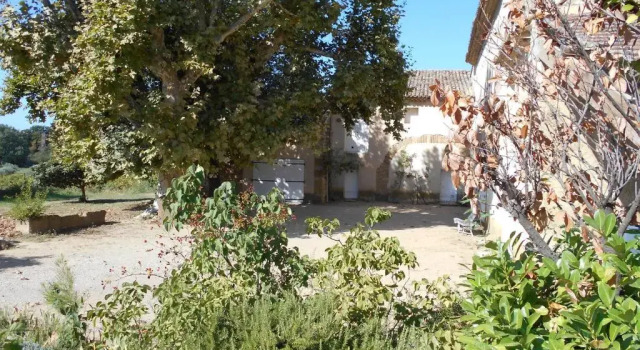 MAS PROVENCAL LE ROCAn
