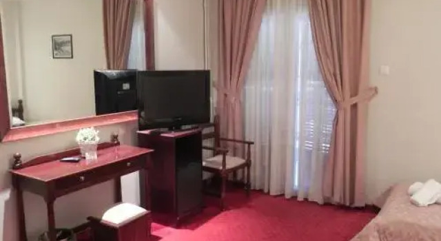 Hotel Archontiko, Rezervați Hotel Hoteluri în Kozani Prefecture cu parcare, Parcare